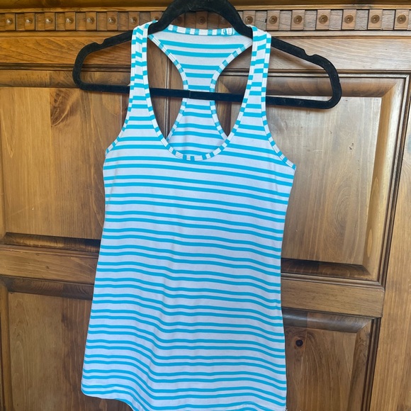 2 Lululemon Tank Top - Picture 2 of 8
